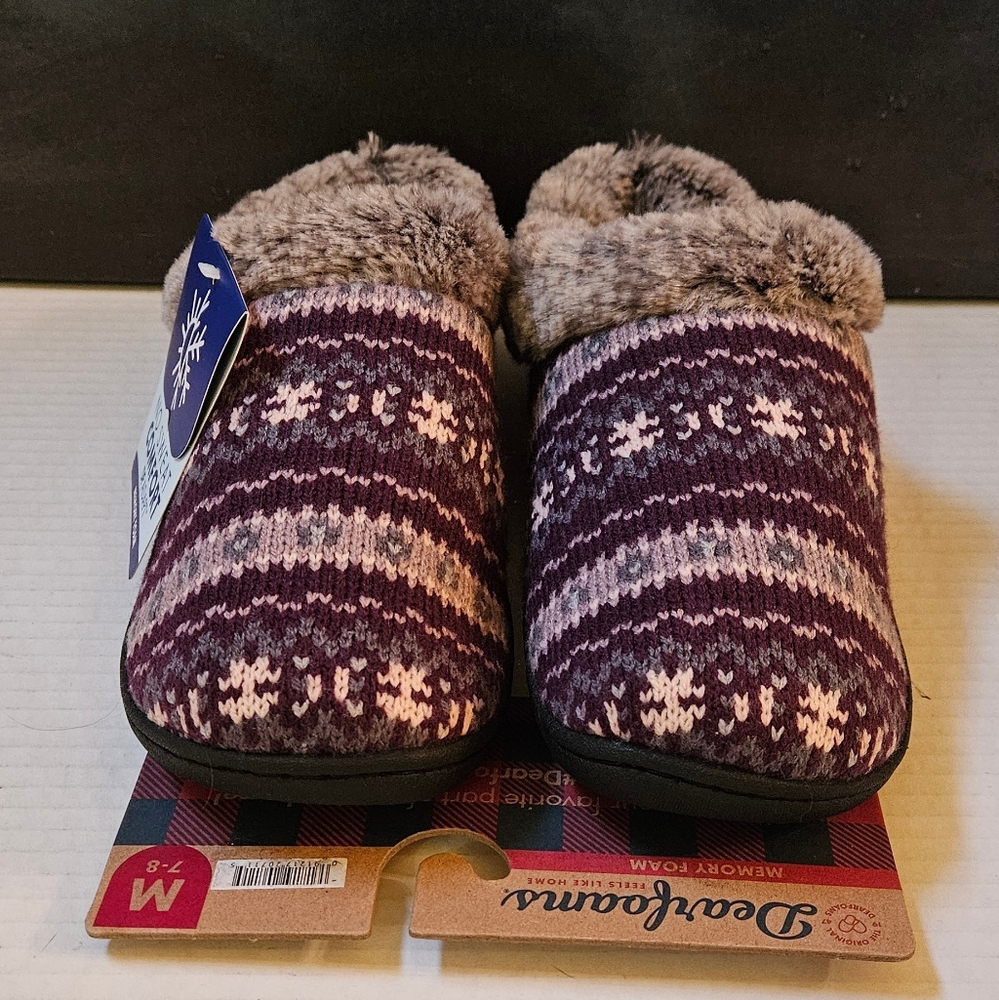 DEARFOAMS SLIPPERS NWT